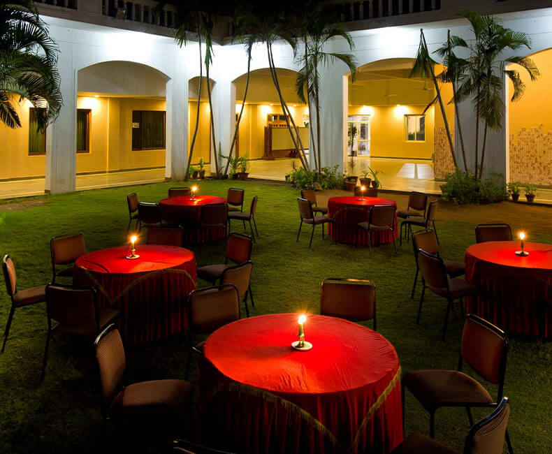 Budget Hotels with bars in Namakkal